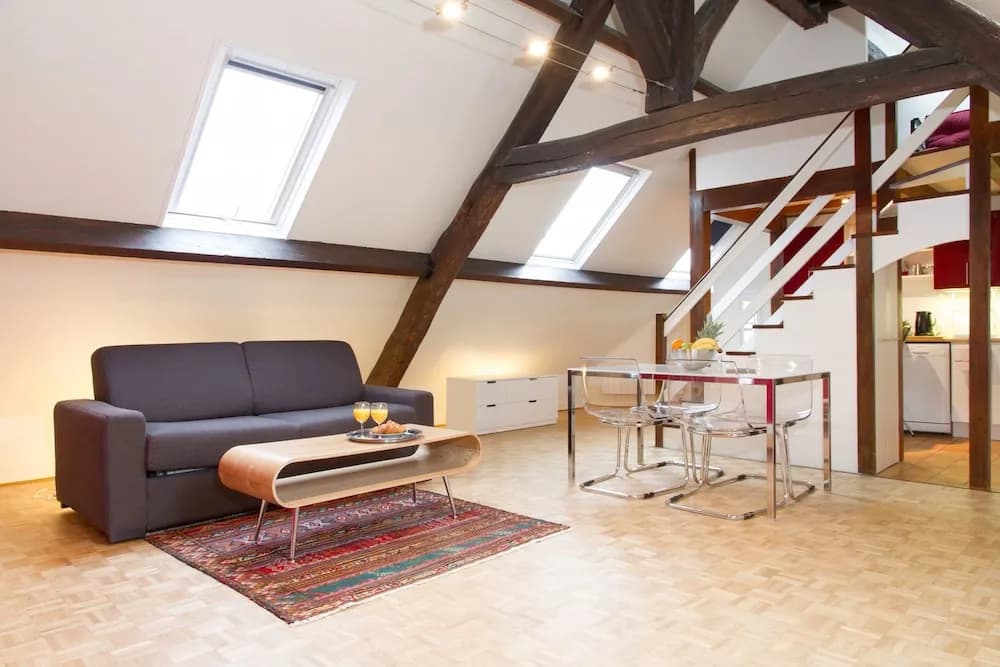 Rue Montorgeuil Area Private Apartment - photo 12