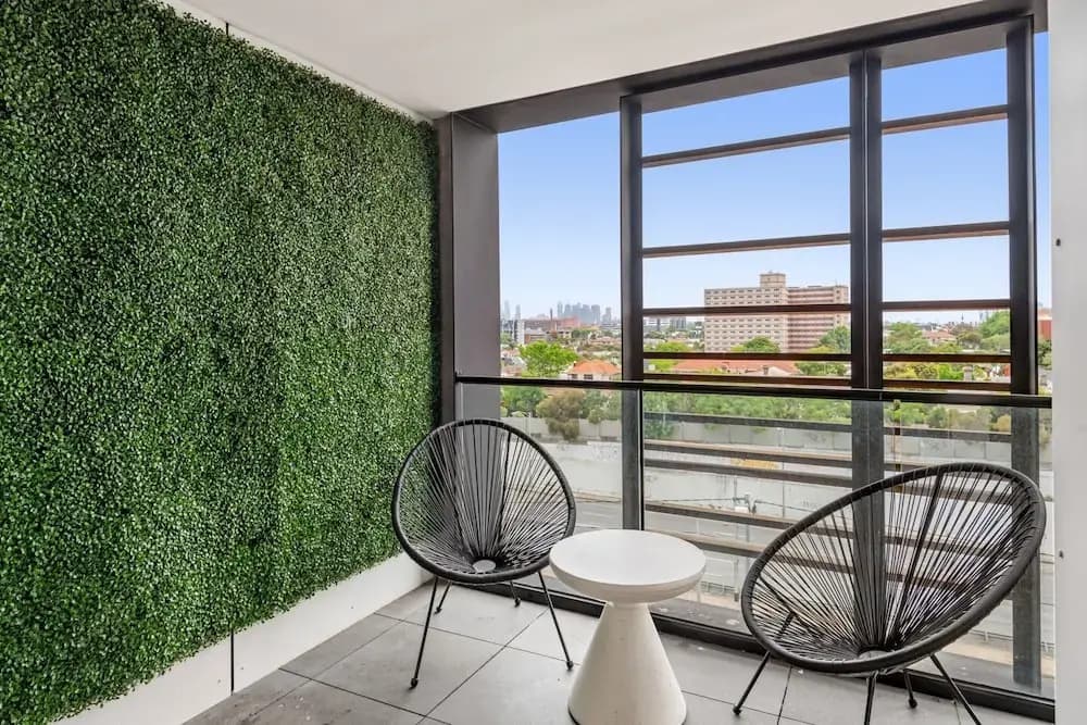 Stylish & Spotless 2-bed Apartment in St Kilda - photo 2