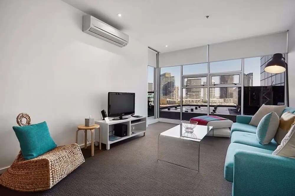 Melbourne Holiday Apartments at McCrae Docklands - photo 4