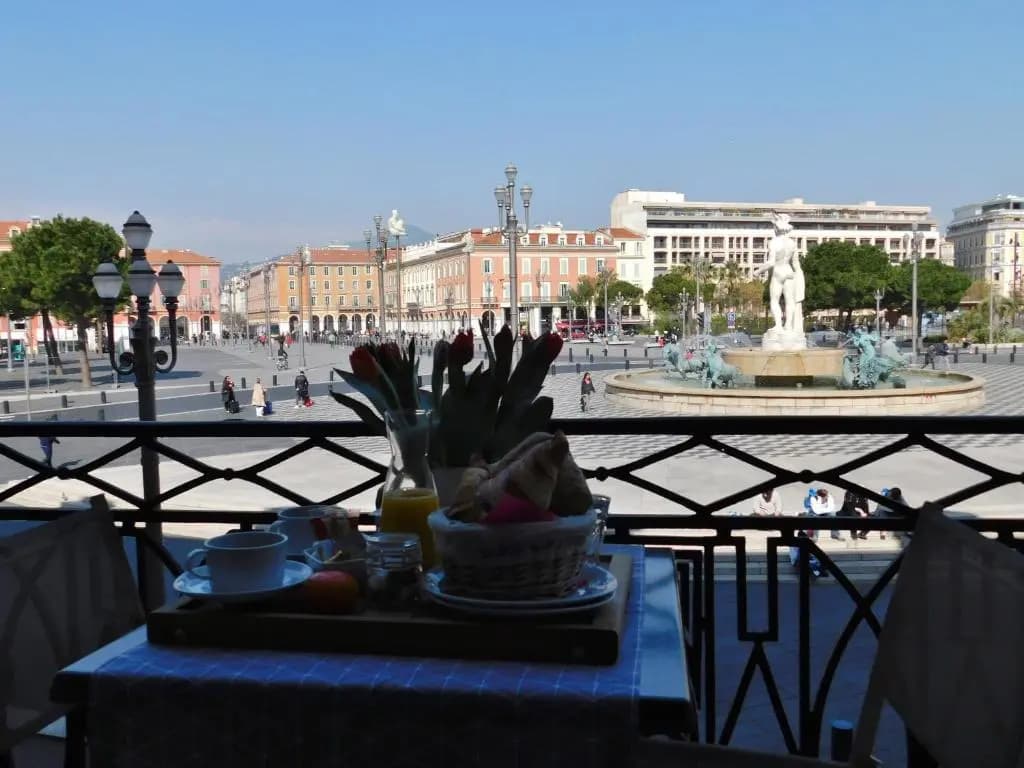 Hotel De La Mer - photo 1