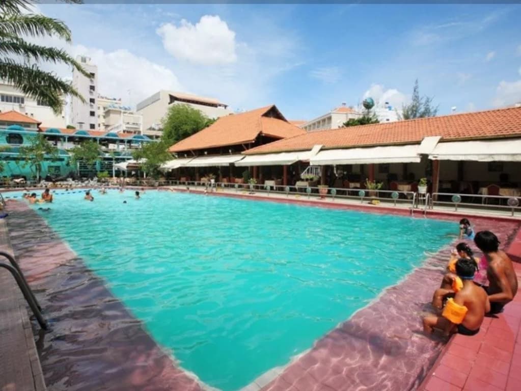 First Hotel - photo 18