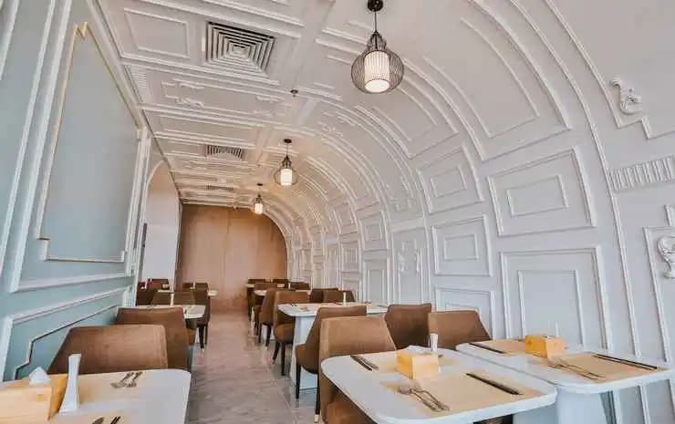 La Vague Hotel - photo 18