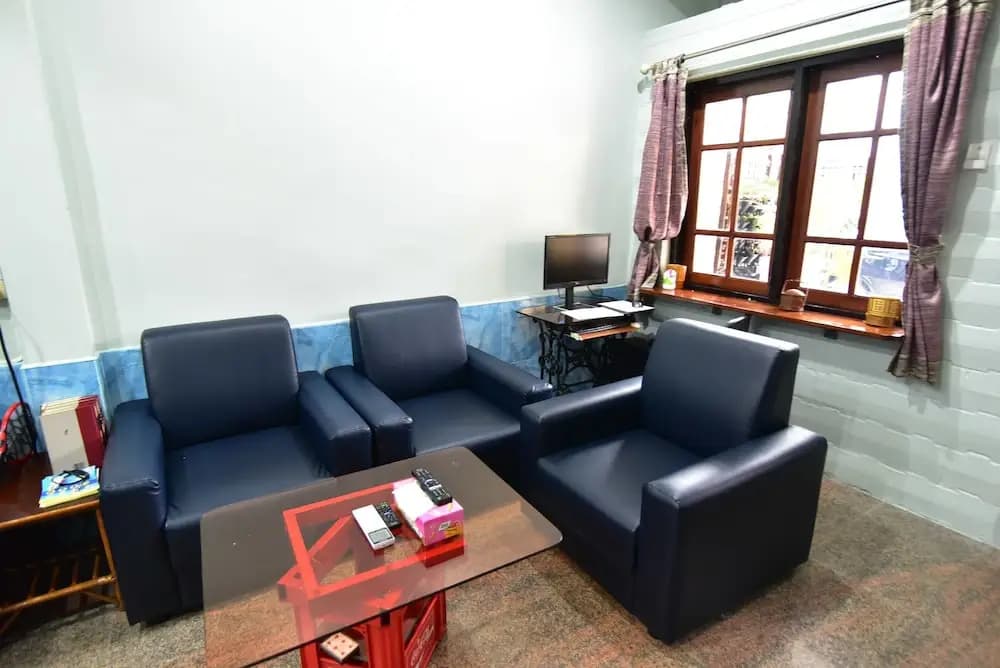 5 Minute Hostel - photo 13