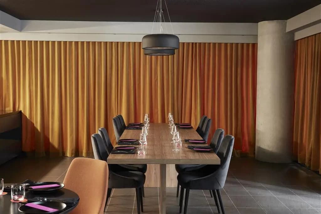 Quincy Hotel Melbourne - photo 23
