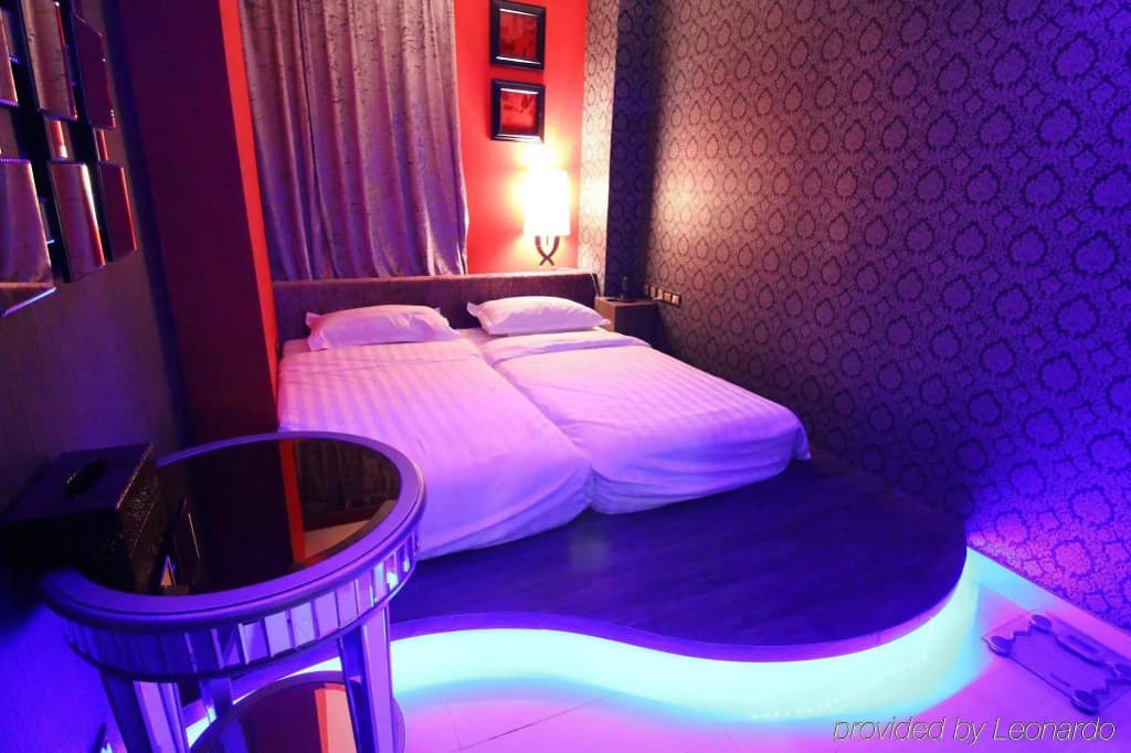 OYO 89494 Max Star Hotel - photo 3