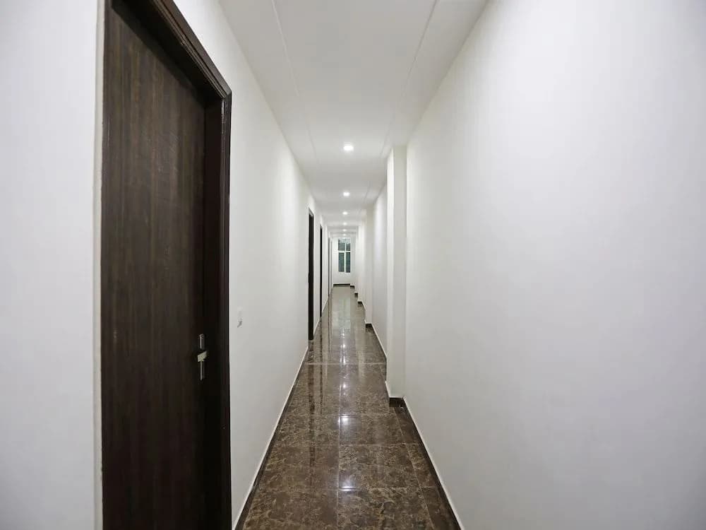OYO 15087 S Ambience - photo 11