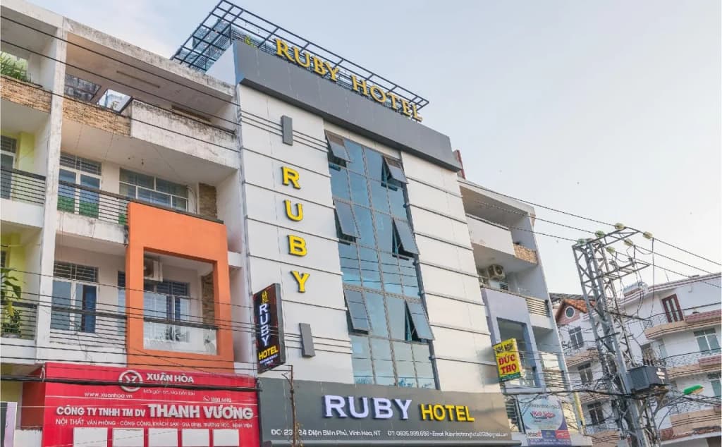 Ruby Hotel By OYO Rooms - photo 21