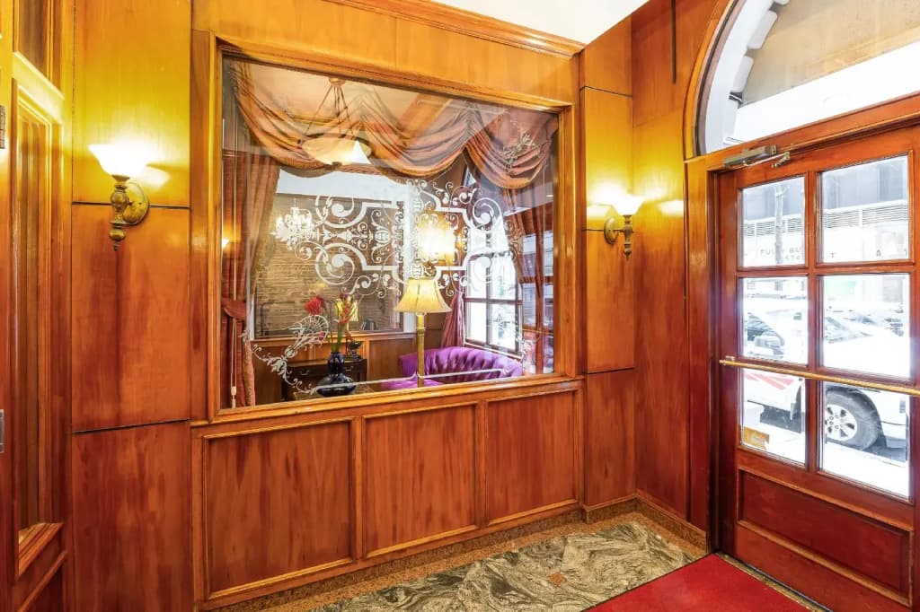 Hotel St. James - photo 16