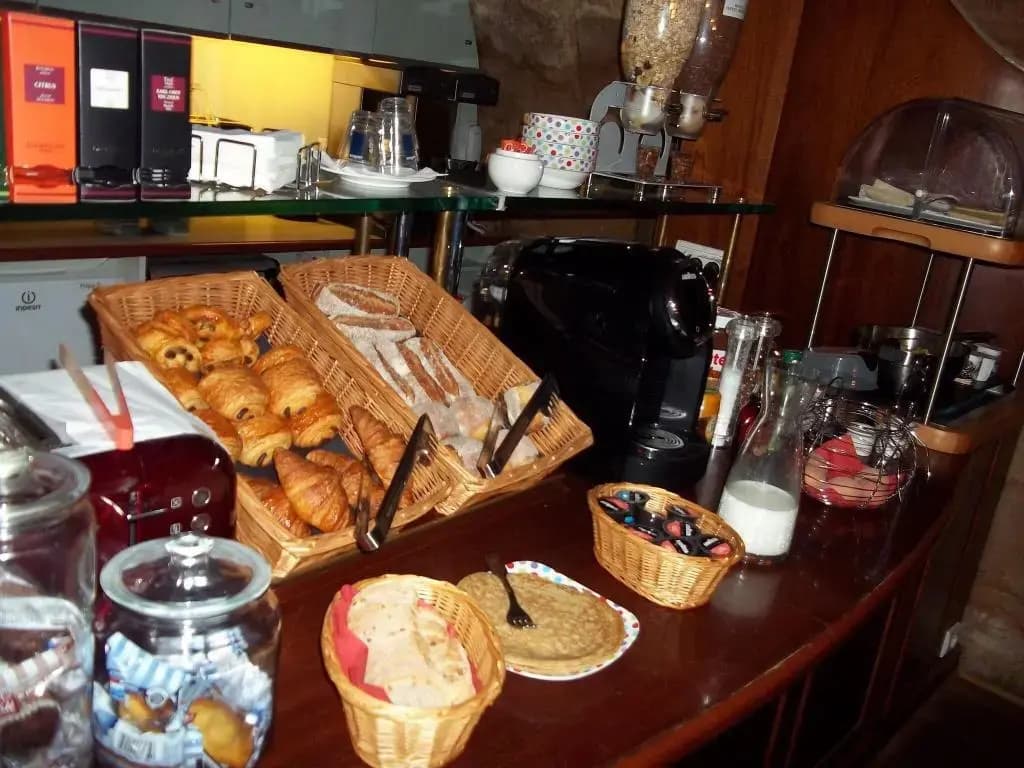 Hôtel Moris - photo 11