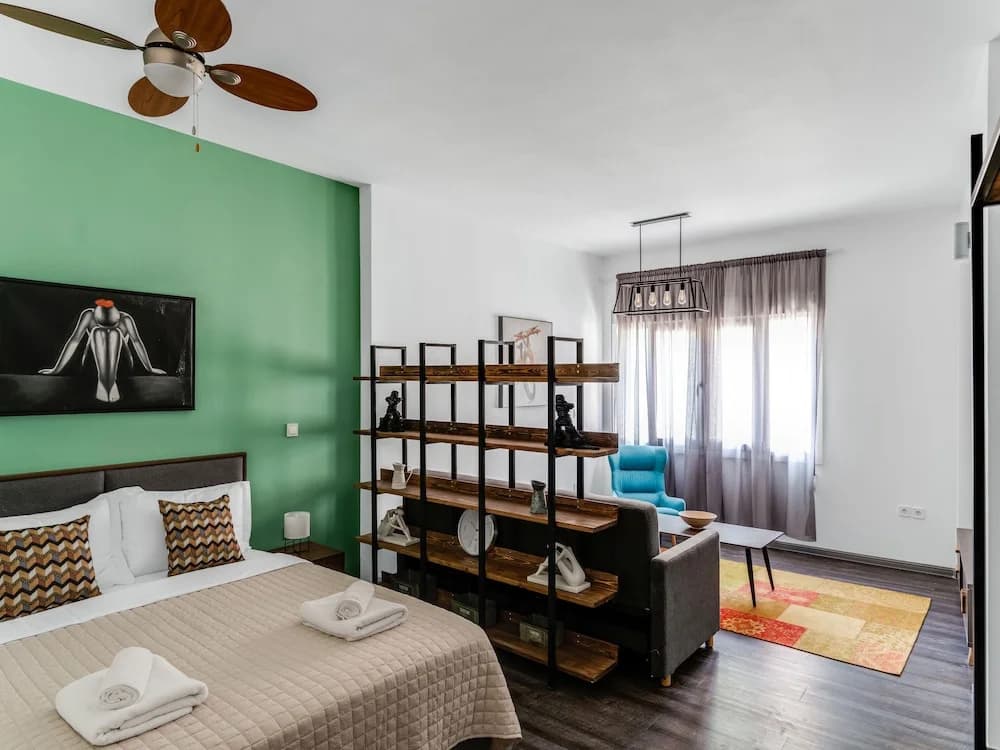 Sanders Center - Nice Studio Apartment - photo 4