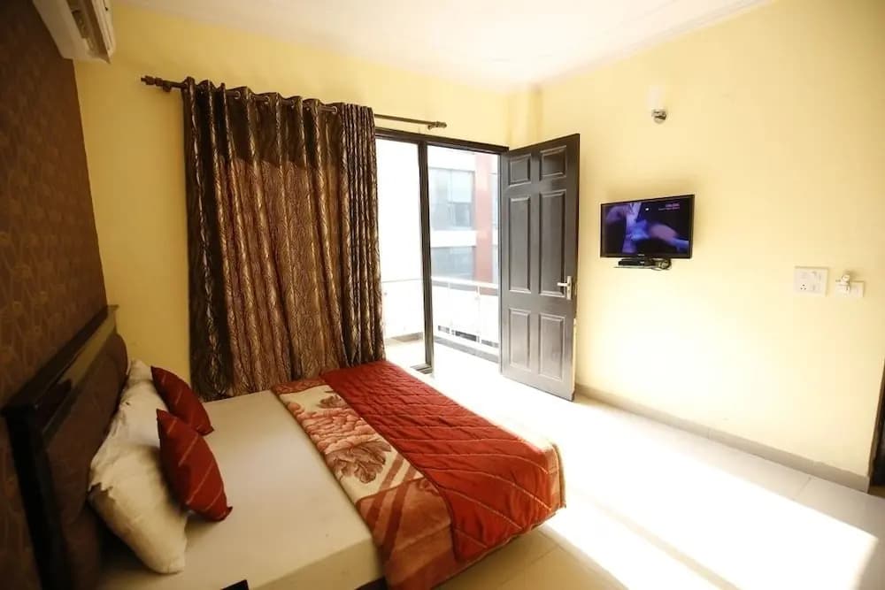 Oyo 44081 Hotel Royal Holidays - photo 5