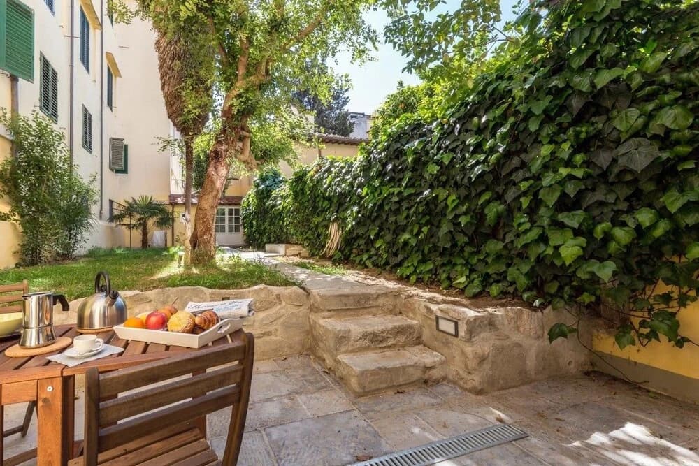 Charming Garden Niche - photo 9