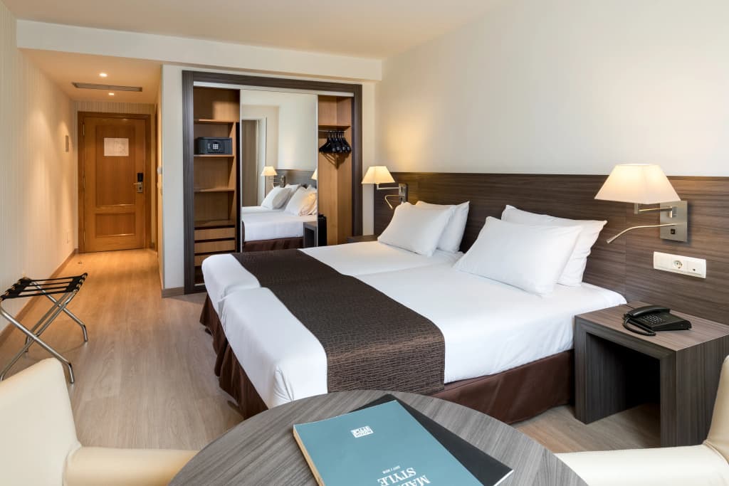 1881 Madrid Ventas Hotel - photo 3