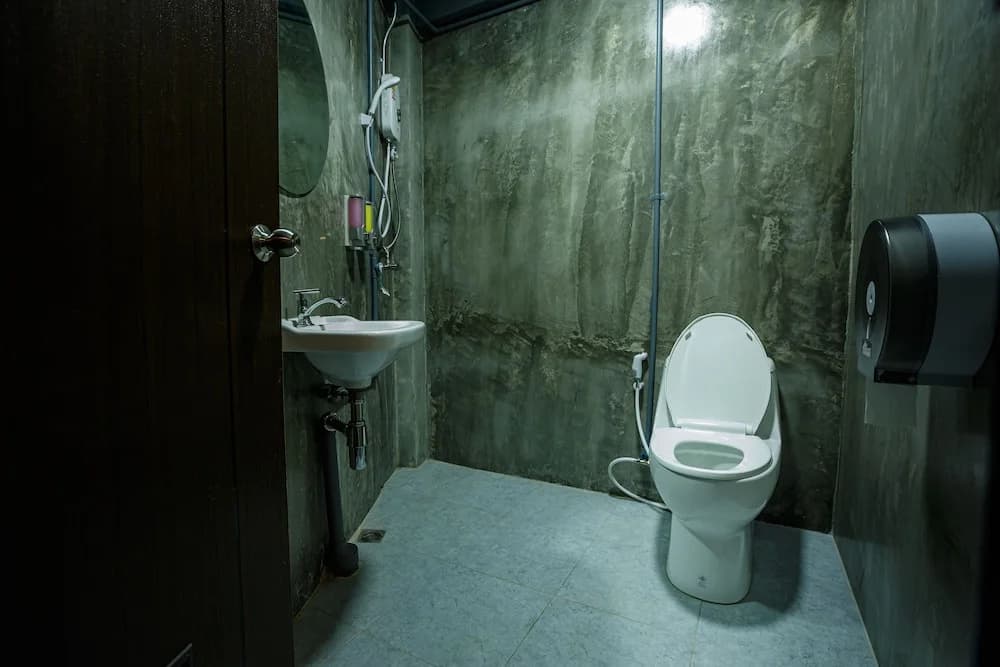 Episode 11 Hostel - photo 8