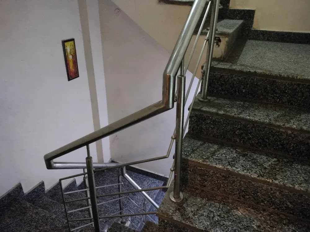 Hotel Star Light Near Nizamuddin Station - photo 8