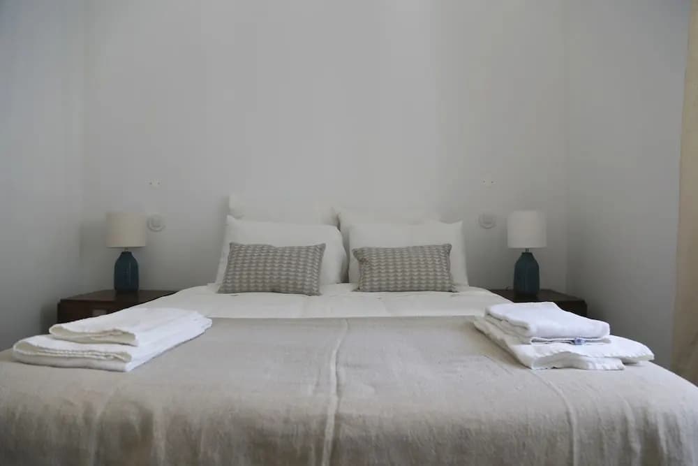 Comfortable Apartment in Central Lisbon - photo 20