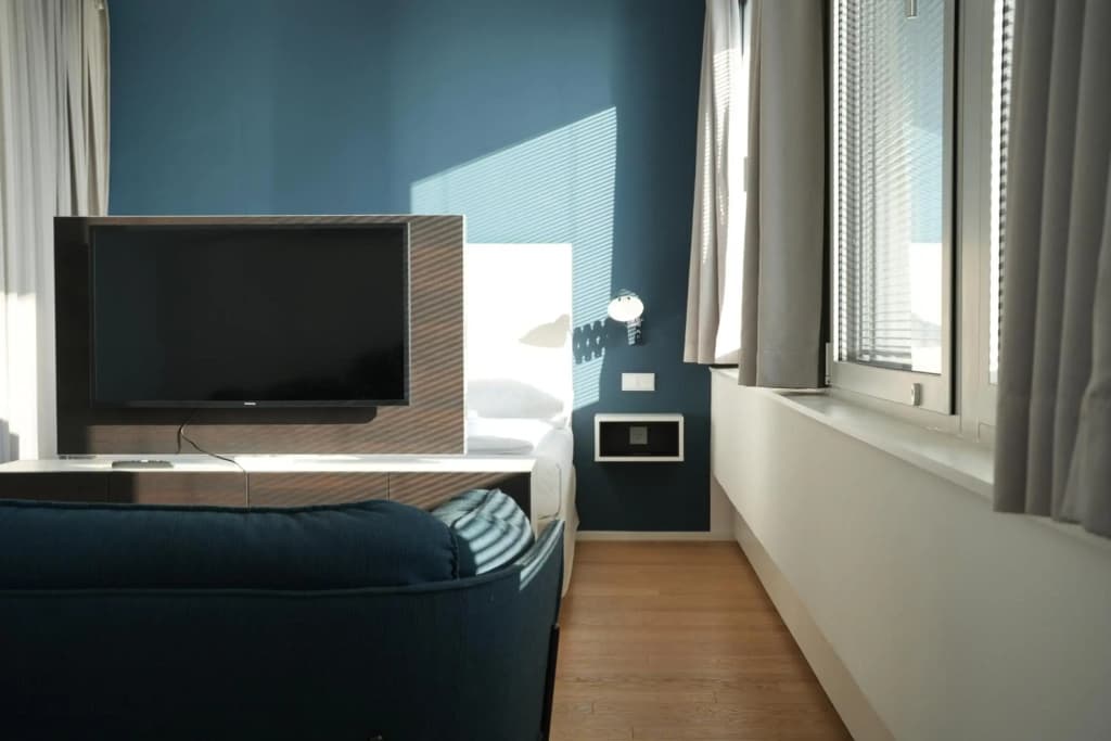 Exclusive 1-bedroom apartment - photo 11