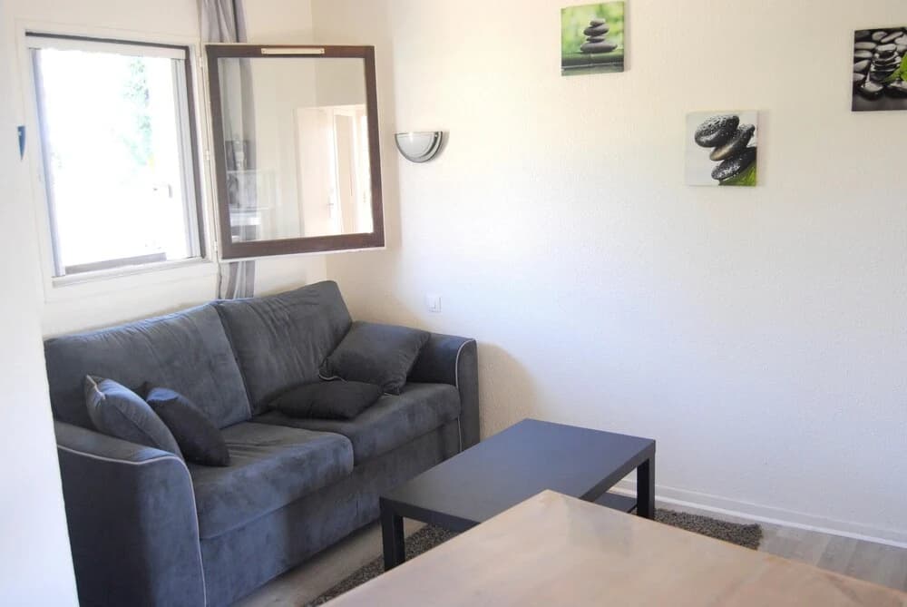 Apartment With one Bedroom in Nice, With Shared Pool, Enclosed Garden and Wifi - photo 3