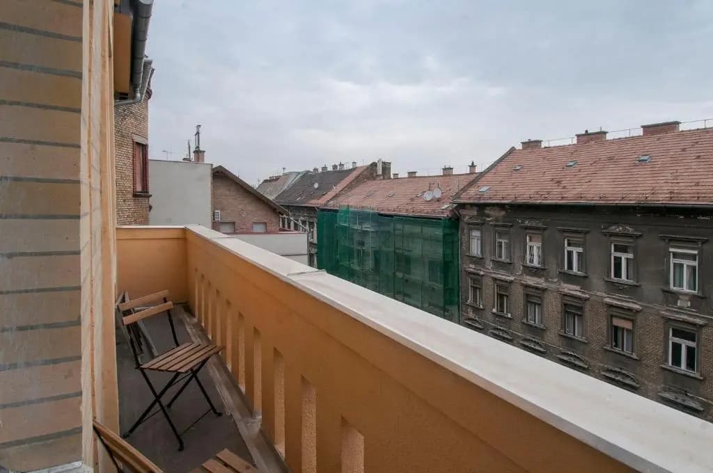 Stylish downtown apartment - photo 20
