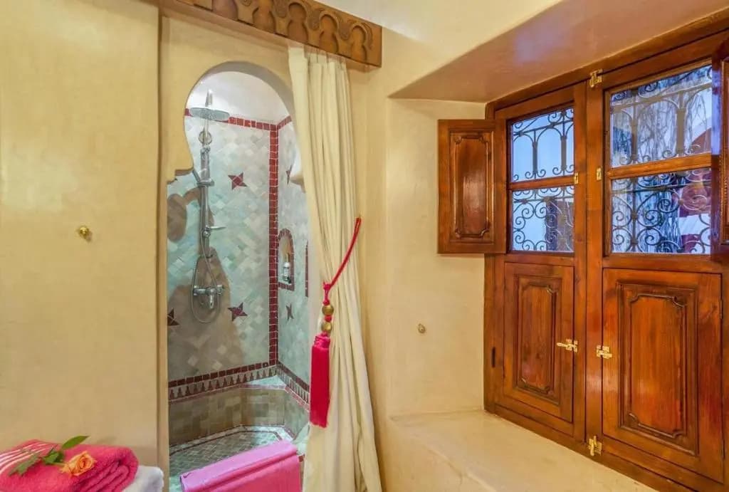 Room in BB - Riad Anabel - Rose Suite - photo 16