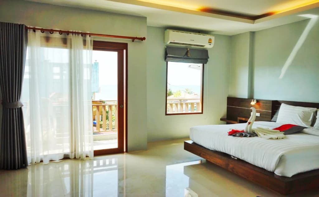 Lanta Ray Bay Hotel - photo 6