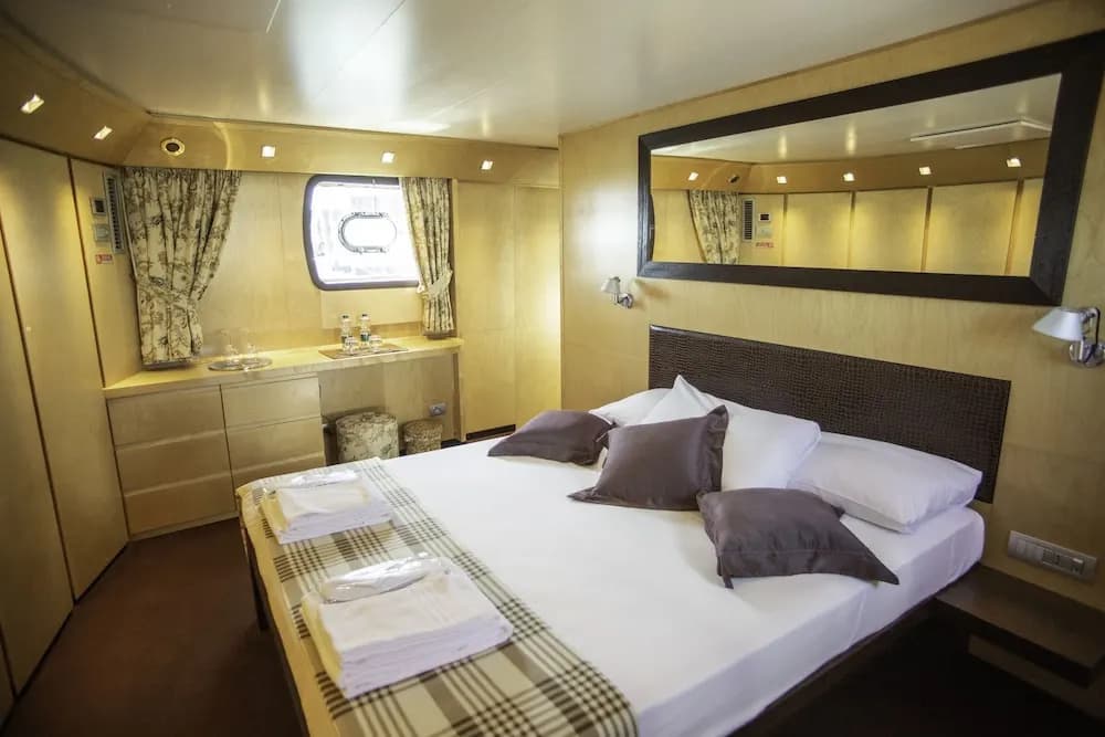 Yacht Bert - photo 5