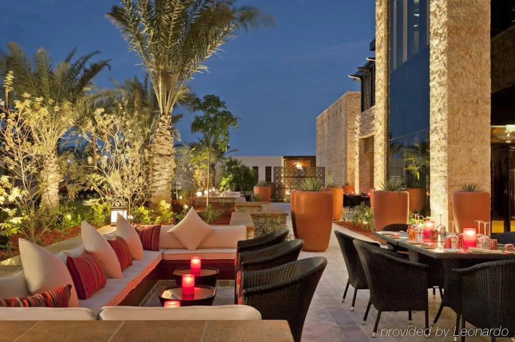 VOGO Abu Dhabi Golf Resort & Spa - photo 29