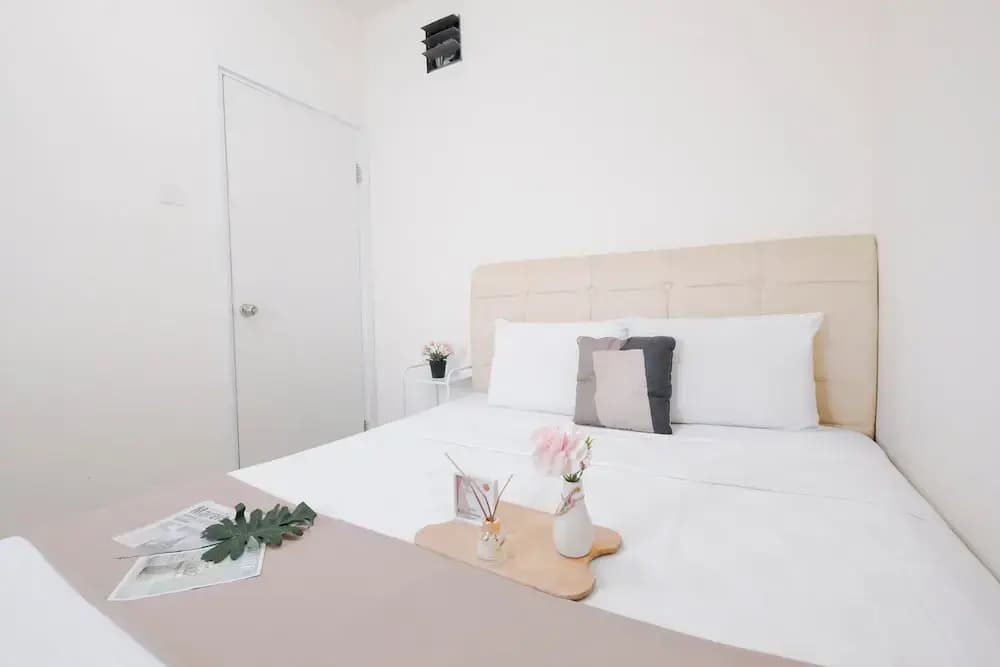 Neutral Tone 2Br At Green Pramuka City Apartment - photo 2