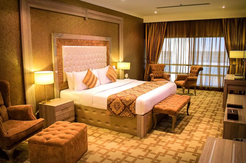 Sapphire Plaza Hotel - photo 30