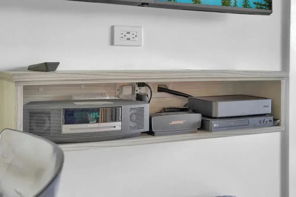 Gorgeous Spacious 2bed Bayview Apartment - photo 7