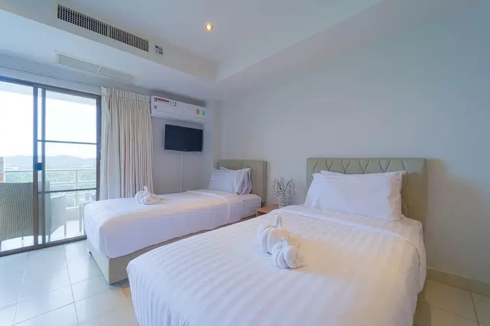 Beachfront Studio Condo-Seaview BW1 - photo 6