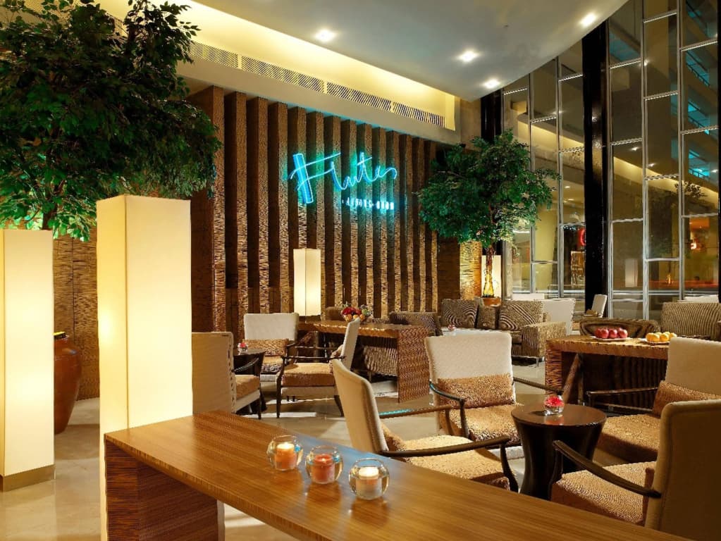 St. Giles Boulevard Hotel - photo 24