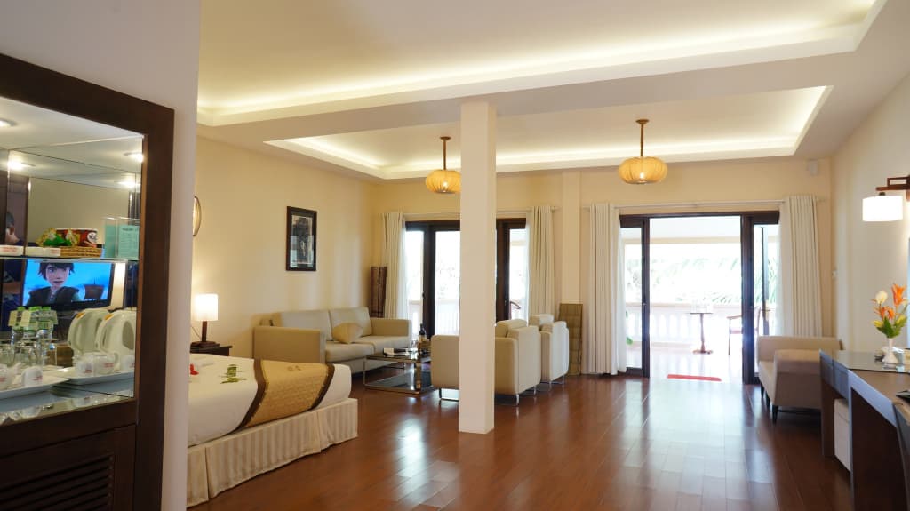 Vinh Hung Riverside Resort & Spa - photo 4