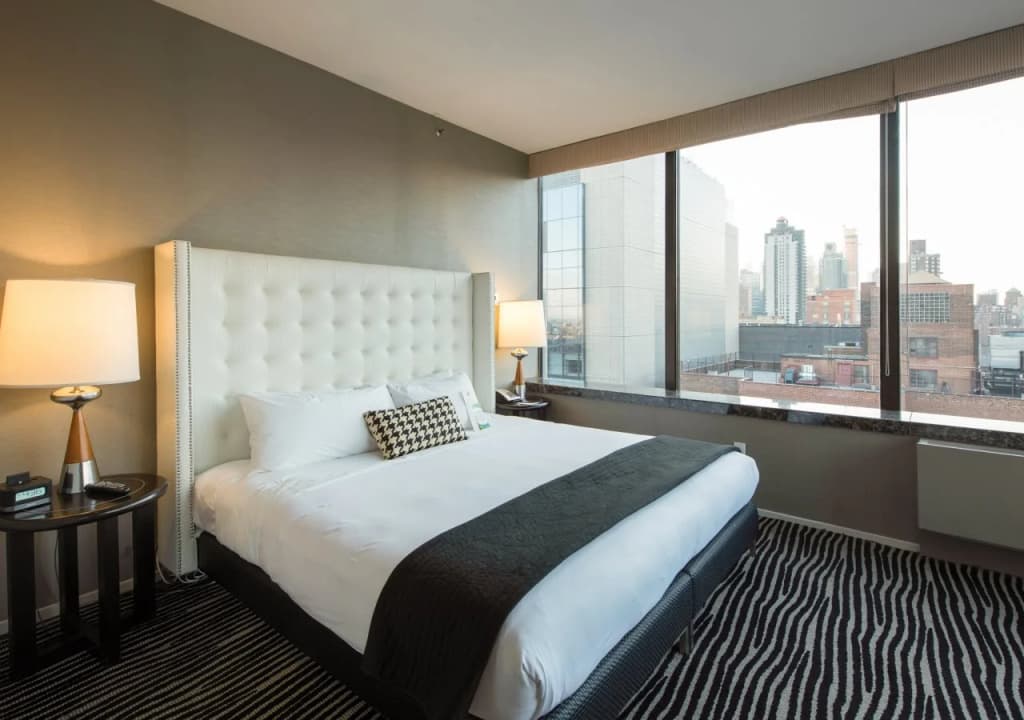Bentley Hotel - photo 6