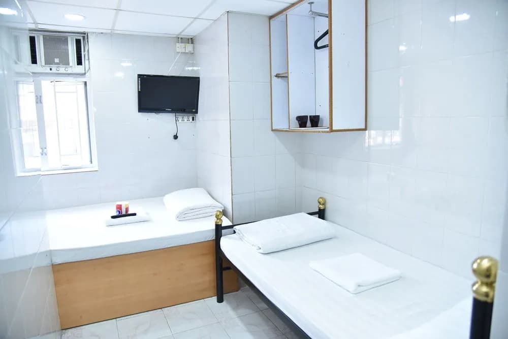 London Guest House - photo 8