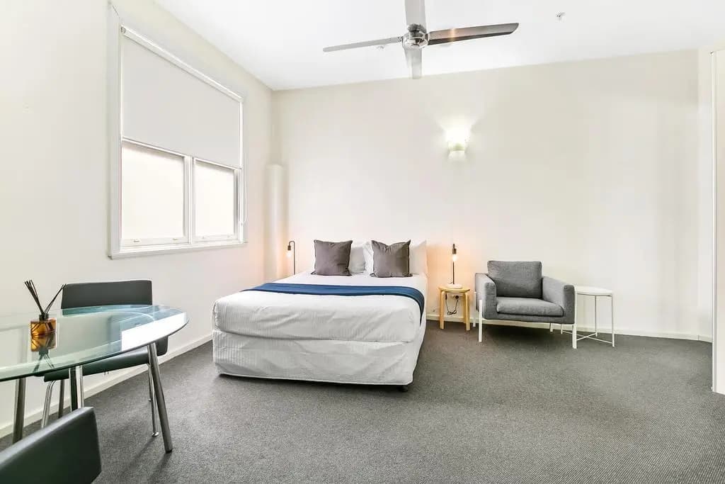 Excelsior Apartments - photo 5