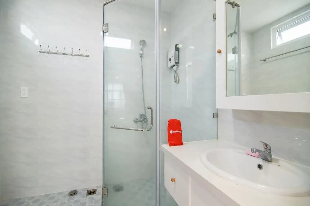 RedDoorz Plus Near Gia Dinh Park - photo 7