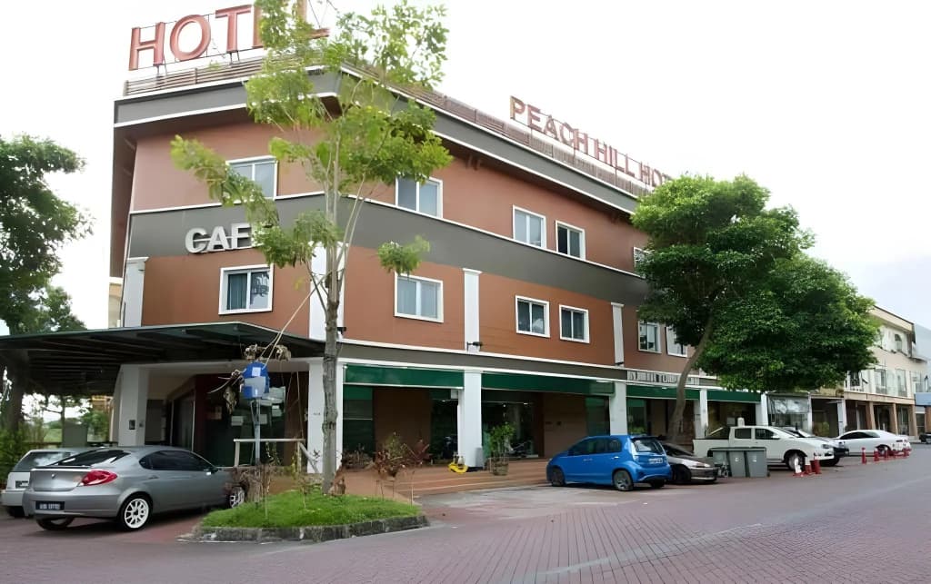 Peach Hill Hotel - photo 13