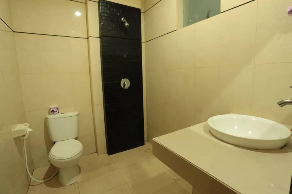 La Walon Hotel - photo 9