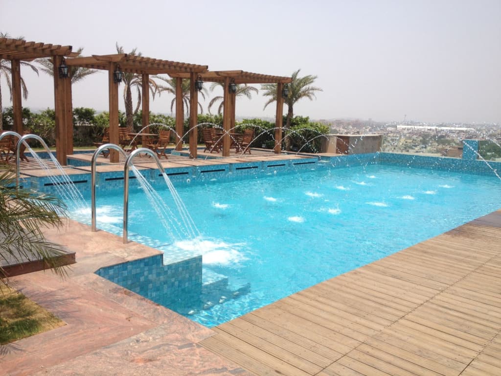 Seven Seas Hotel - photo 15