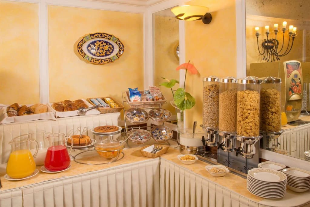 Hotel Ranieri - photo 12