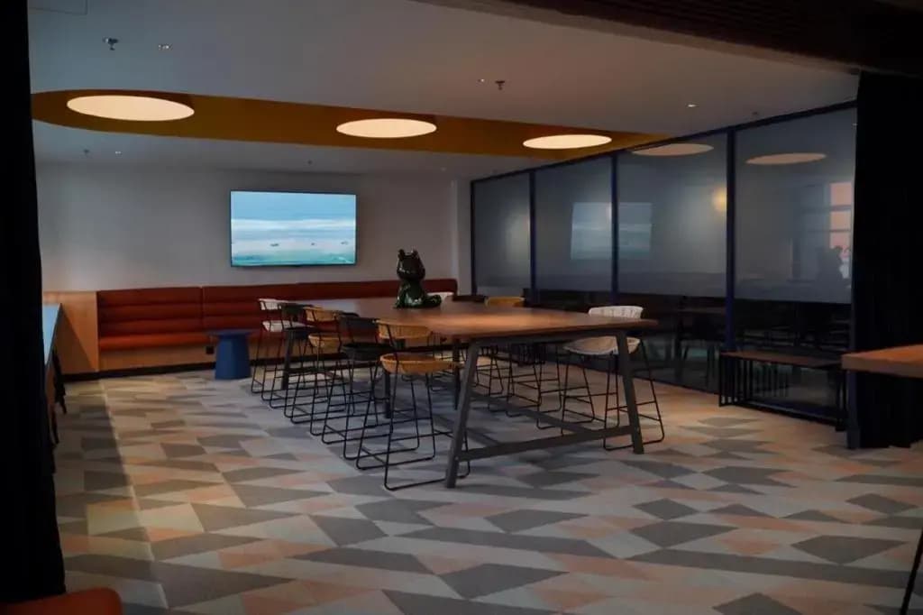 The Graph Hotel - photo 25