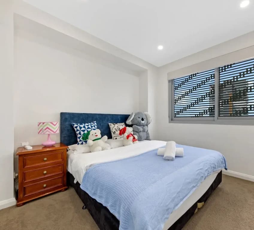 Kozyguru | Blacktown | 3 Bedroom Apt - photo 2