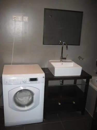 Luxury Downtown Apartments - photo 5