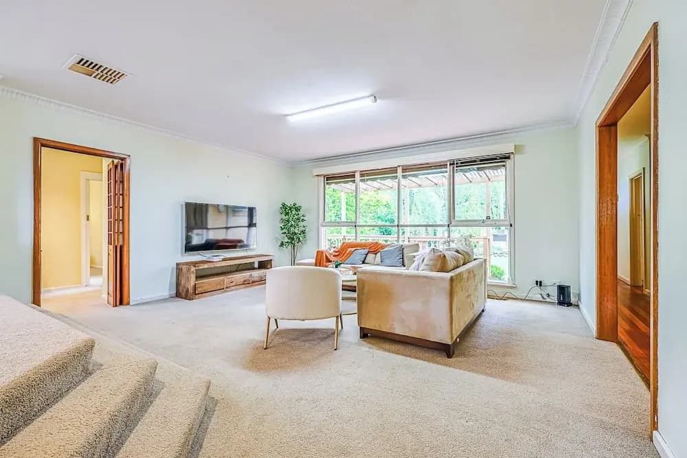 StayAU Comfy Two-Story with Pool Table - photo 13