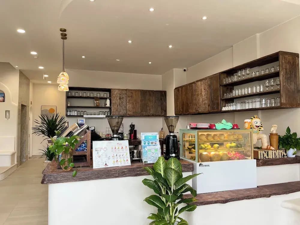 Lotus Home Cafe - Cable Car Station - photo 13