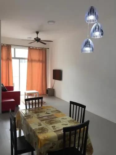 Cameron's Square Apartment - photo 19