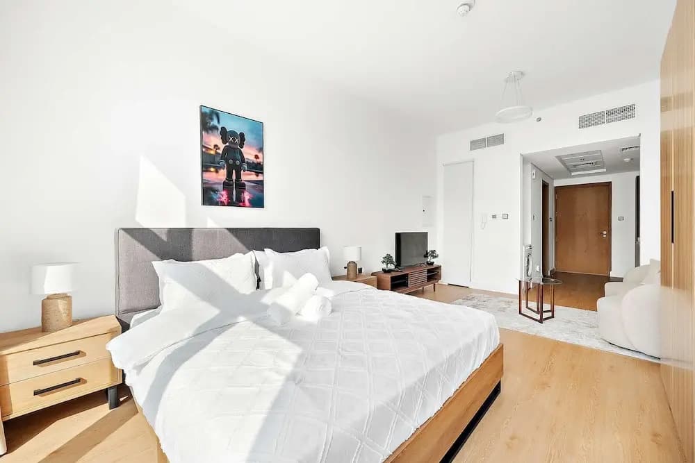 Perfect Studio in JVC With Pool and gym - photo 2