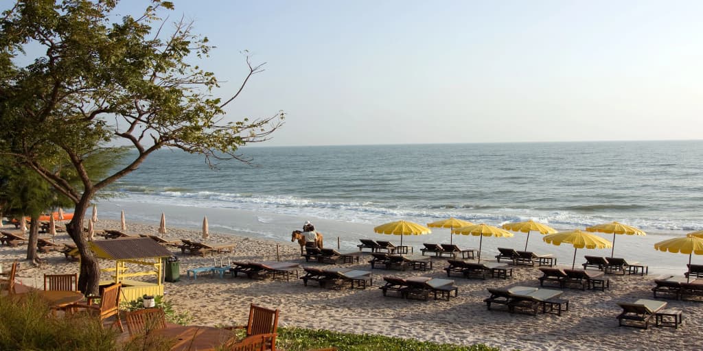 Baan Bayan Beachfront Hotel - photo 18