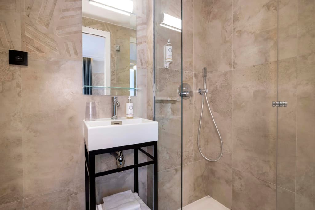 Grand Hotel Leveque - photo 8